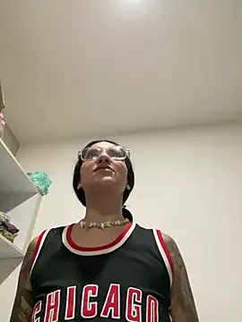 Scaarlettfox's Live XXX Chat