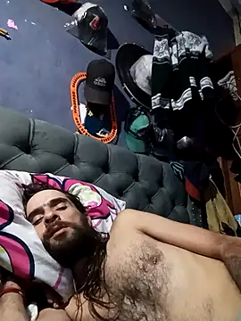 hairy_mannn live XXX chat