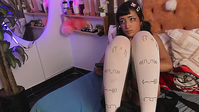 Chat XXX ao vivo de MeowMota_