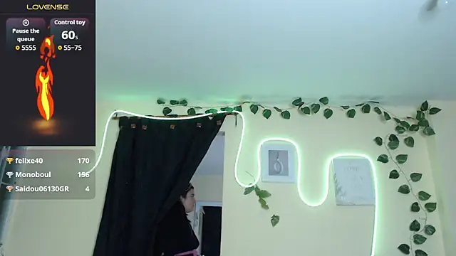 Nika_1_ live XXX chat