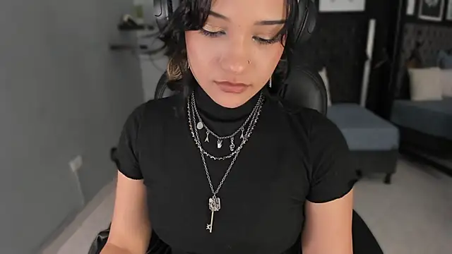 renee_shelby_ Live XXX-chat