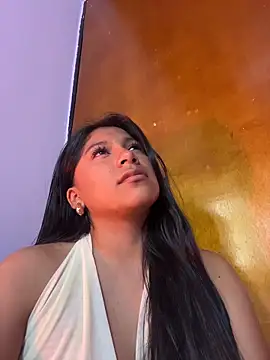 LinnaGardenia's Live XXX Chat