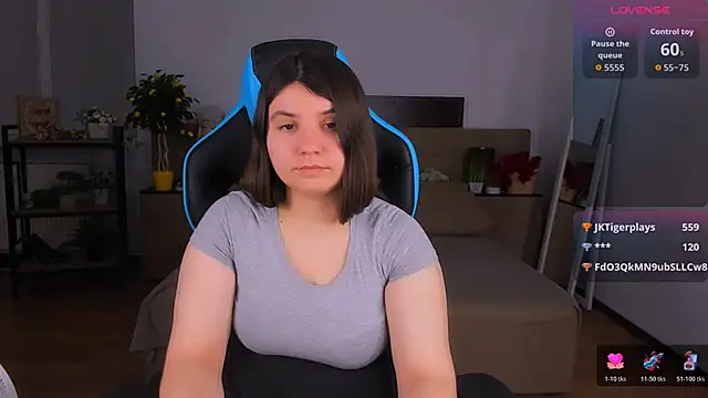 Viola__Shy Chat XXX in diretta