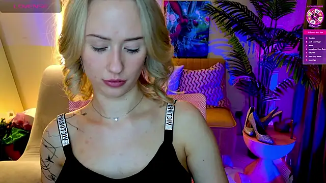 Chatroom XXX en direct de SashaBrooks