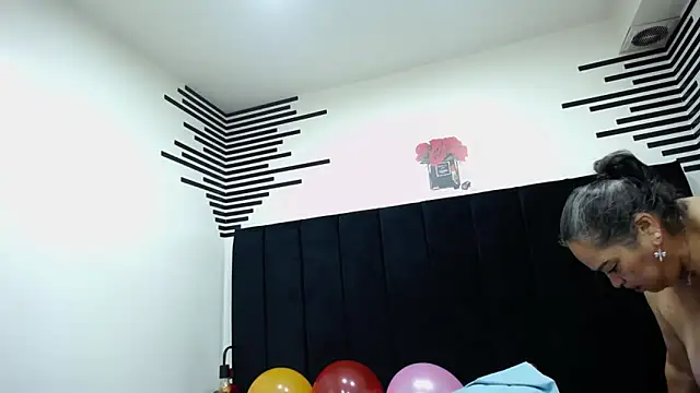 QueenMatturex's Live XXX Chat