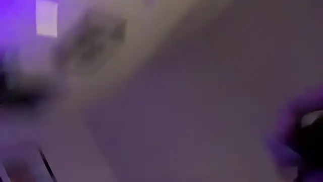 Trippgetsfucked Chat XXX live