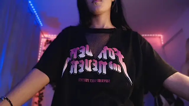 channel_blondee: απευθείας συνομιλία ΧΧΧ