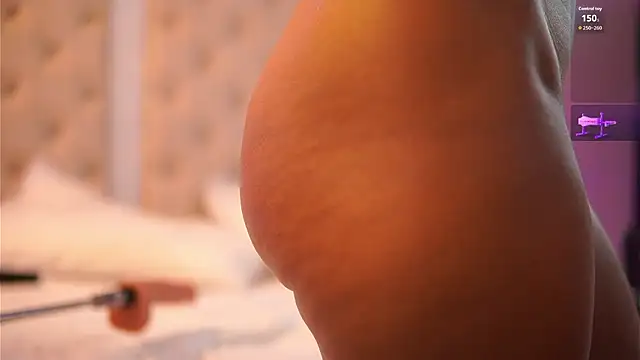 caroline_adams_ Live XXX Chat