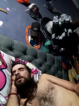 hairy_mannn Adlı Modelin Canlı XXX Sohbeti