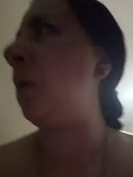 Abril_Luv live XXX chat