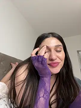 IrisBlues' Live XXX Chat