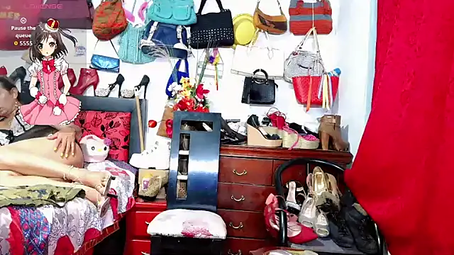 Xiaraa26 Adlı Modelin Canlı XXX Sohbeti