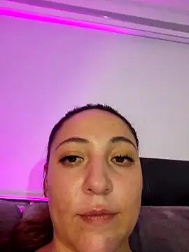 VickyHoult's Live XXX Chat