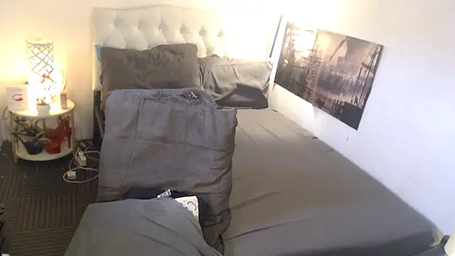 NinaDOM4CUM Pertunjukan Webcam