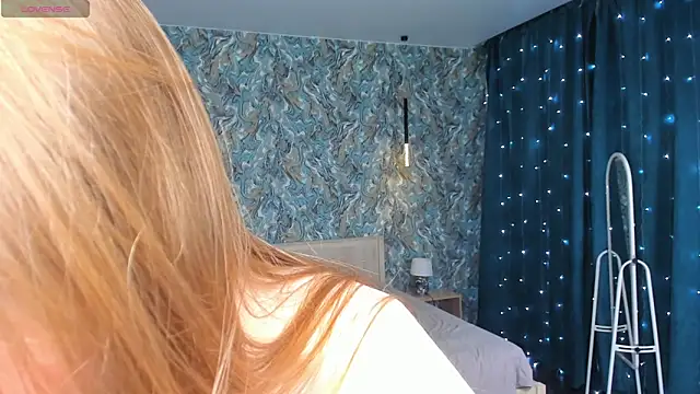 Živý XXX chat OdellaFrake