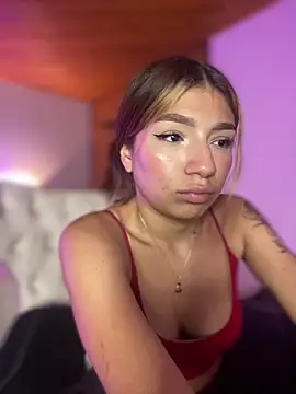 Isabella18_pink: онлайн-секс-чат