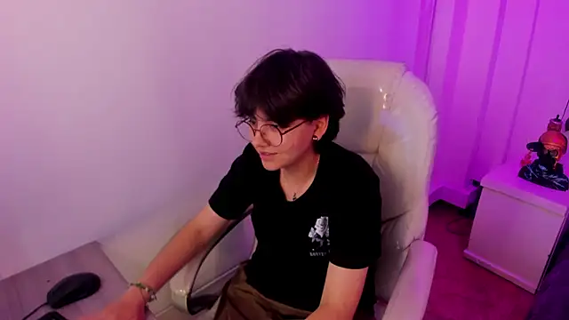 Nathaly_ds Chat XXX in diretta