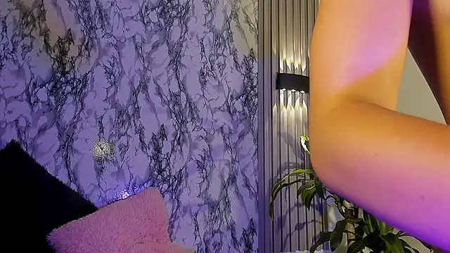 Chatroom XXX en direct de Dulcineaa_22