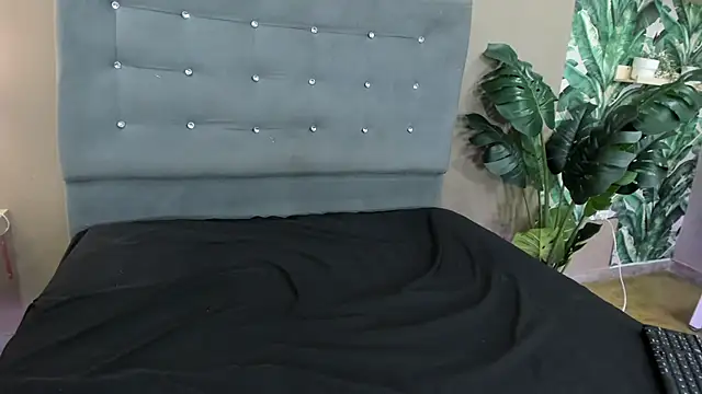 Chat XXX en directo de Kylievega_