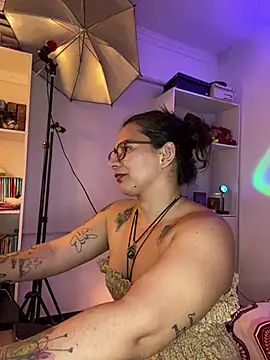 Chatroom XXX en direct de Amarantha_666