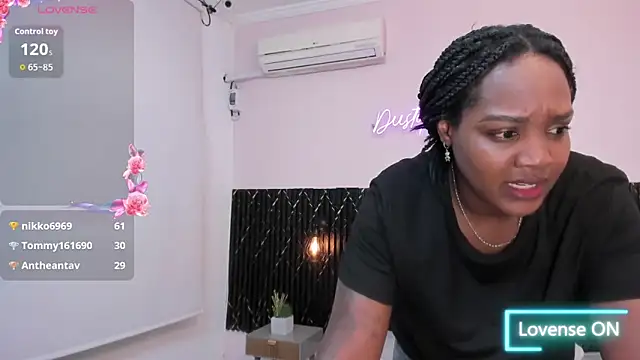 Živý XXX chat chanel_brunette