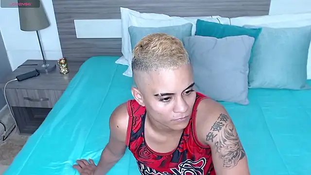 Liiamthompson – Naživo XXX chat