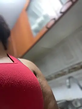 Carola-Ross 现场XXX聊天