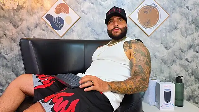 Apolo_rousse1 Live XXX Chat