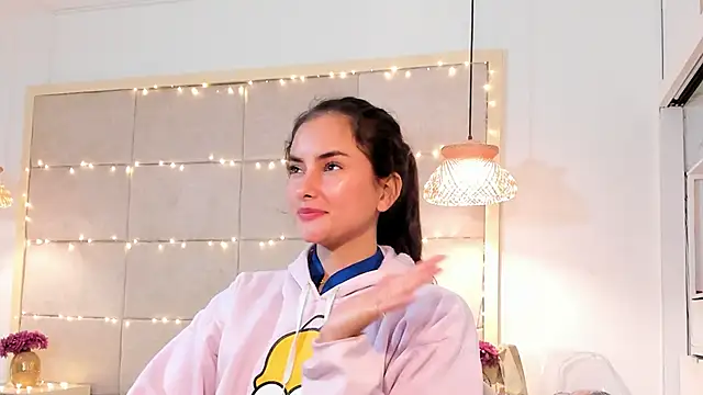 VioletHilton Live XXX-Chat