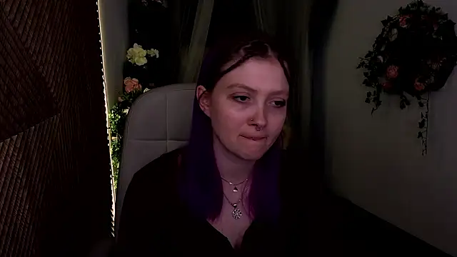 Kiki_shay's Live XXX Chat