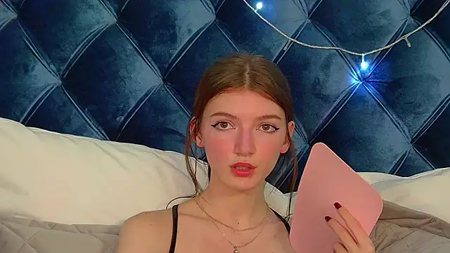 Chatroom XXX en direct de SophiaProve