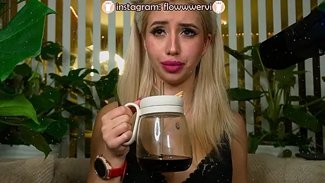 FlowweerGirl Live XXX-Chat