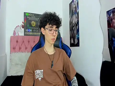 Syriussz Live XXX Chat