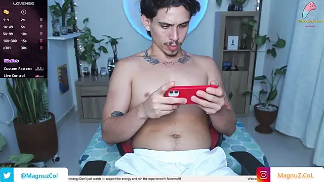 Magnuz_Col Live XXX Chat