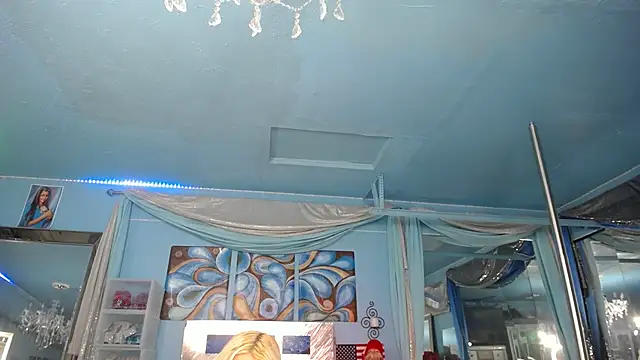 ADRIANNA_FOX's Live XXX Chat