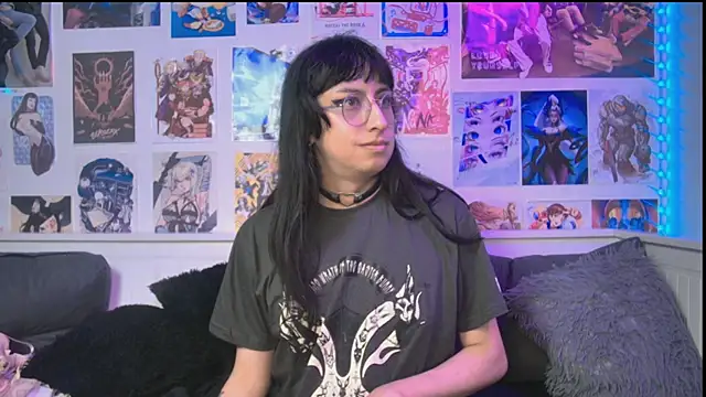 snowblack_'s Live XXX Chat