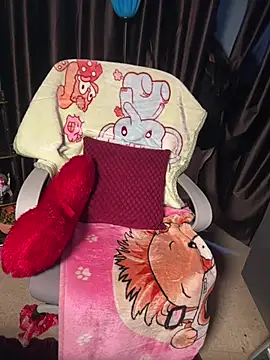 Lucky_Flora Adlı Modelin Canlı XXX Sohbeti