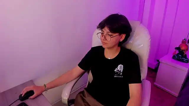 Nathaly_ds' Live XXX Chat