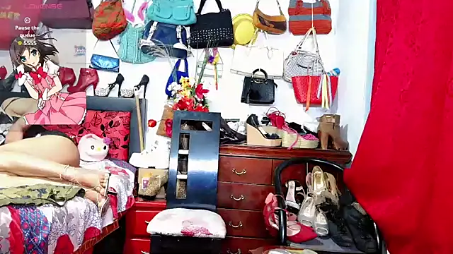 Xiaraa26: απευθείας συνομιλία ΧΧΧ