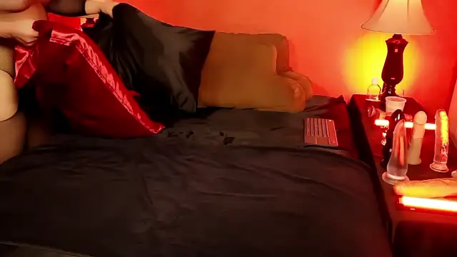 Онлайн чат XXX JenniferCD