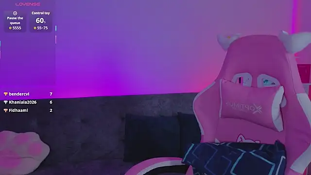 Chatroom XXX en direct de Gaby__Howards