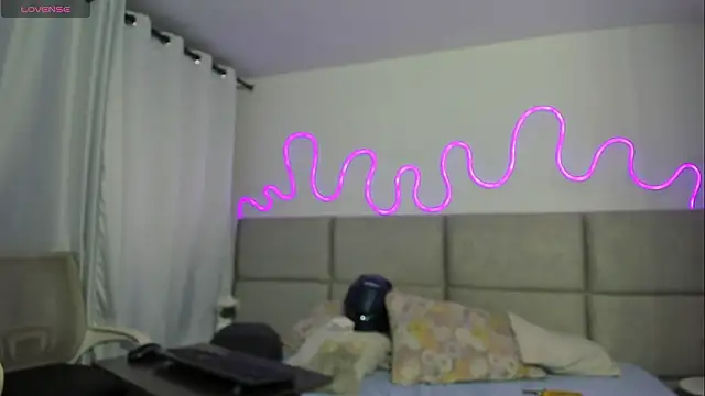 دردشة Abrill_2 الجنسية المباشرة