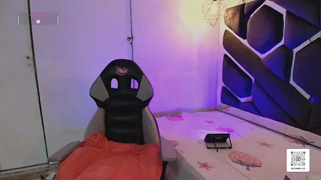 Melissa_Adamsx 现场XXX聊天