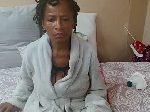 SugarPoppy24xxx's Live XXX Chat