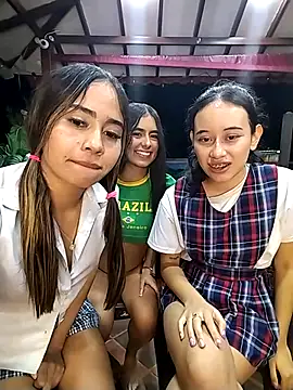 Chat XXX Live l0lita_emi