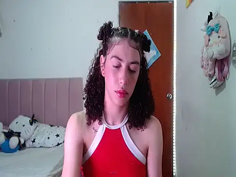 _Shanell: διαδικτυακό σόου στην κάμερα