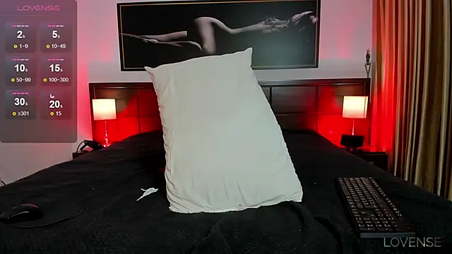 MiaMarin_hot's Live XXX Chat