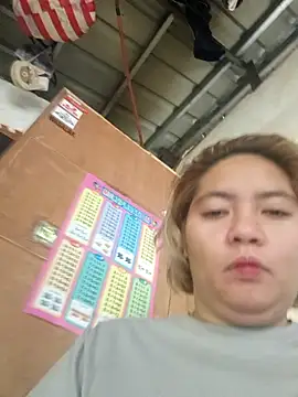 kinkynastymum74's Live XXX Chat