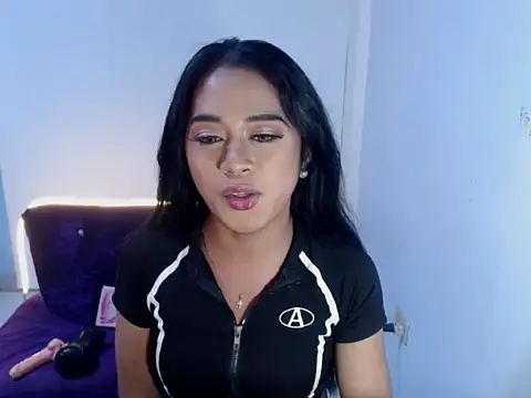 Онлайн чат XXX SerenityFoxx