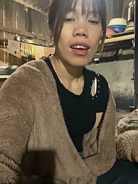 nhinhi-sexy's Live XXX Chat